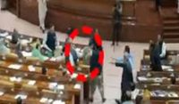 پنجاب اسمبلی میں حکومتی رکن کو تھپڑ رسید