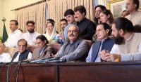 خیبر پختونخوا میں گورنرراج لگانا ہےتولگا کردیکھ لیں،گنڈاپور