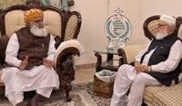مولانا فضل الرحمان سے لیاقت بلوچ کی ملاقات 