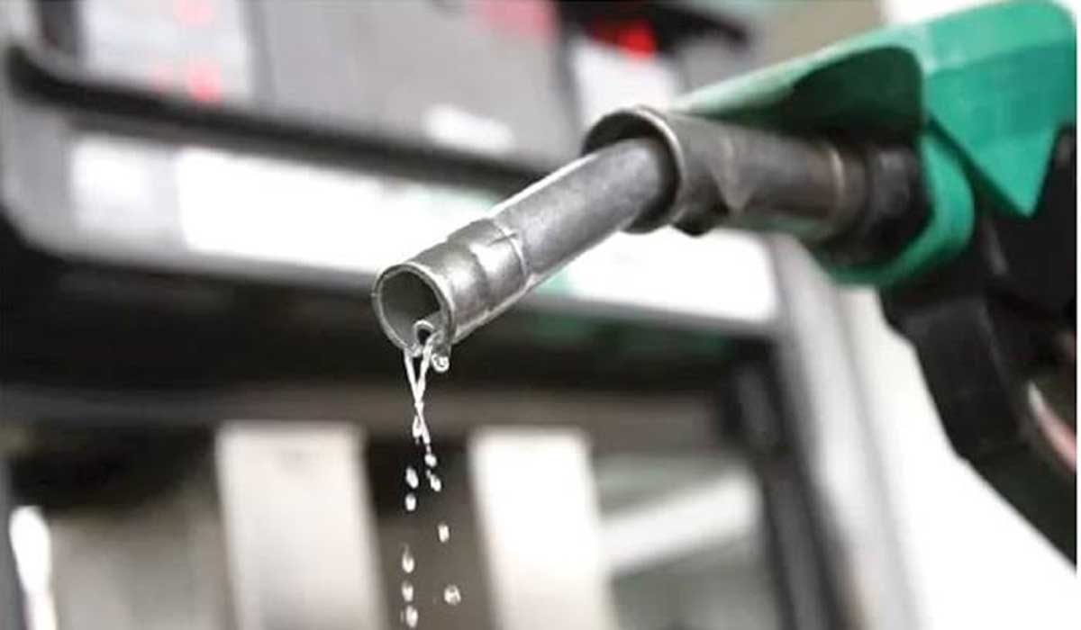 مہنگائی کے ستائے عوام پرپٹرول بم گرانے کی تیاری