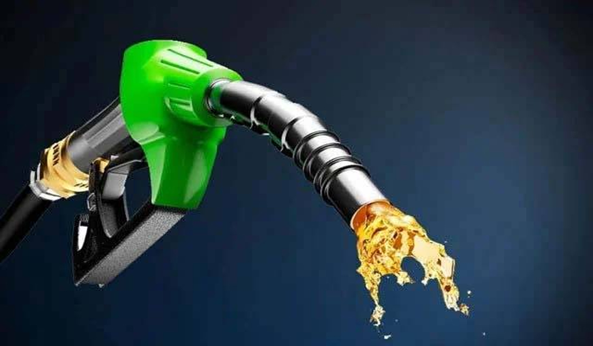 حکومت نے عوام پر پیٹرول بم گرا دیا،قیمتوں میں بڑا اضافہ