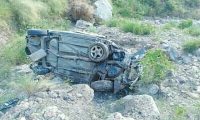5 killed in horrific car accident in Muzaffarabad مظفرآباد،گاڑی کو خوفناک حادثہ،5 افراد جاں بحق