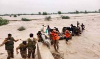 اوکاڑہ میں پاک فوج کا سیلابی علاقوں میں ریسکیو آپریشن