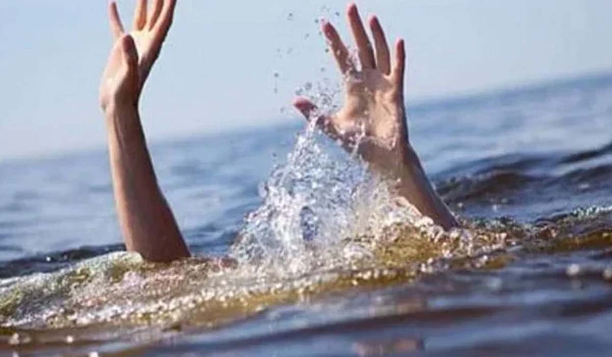 سیلفی کا شوق جان لے گیا،سیلاب میں 2 نوجوان ڈوب گئے
