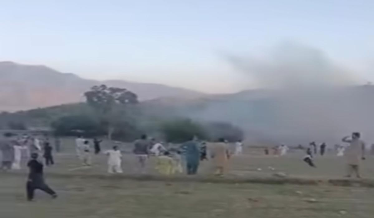 کرکٹ گراؤنڈ میں بم دھماکا،ایک جاں بحق، بچہ زخمی 