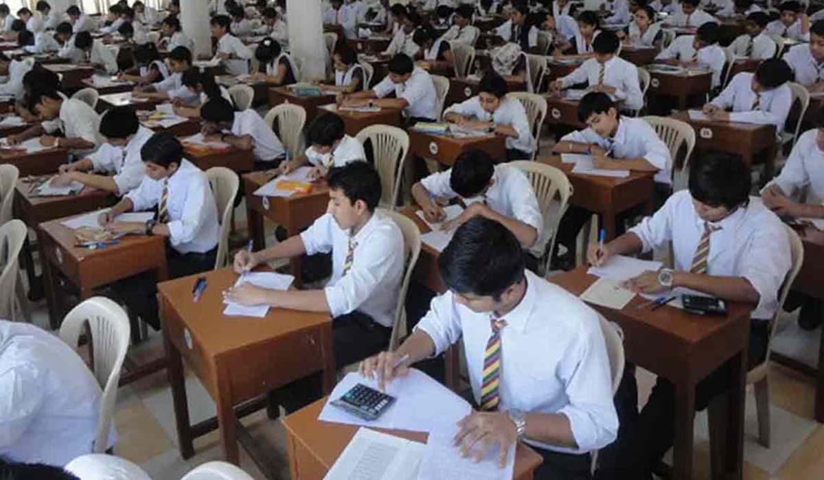سیلابی صورتحال،لاہور بورڈ کے میٹرک کے ضمنی امتحانات ملتوی