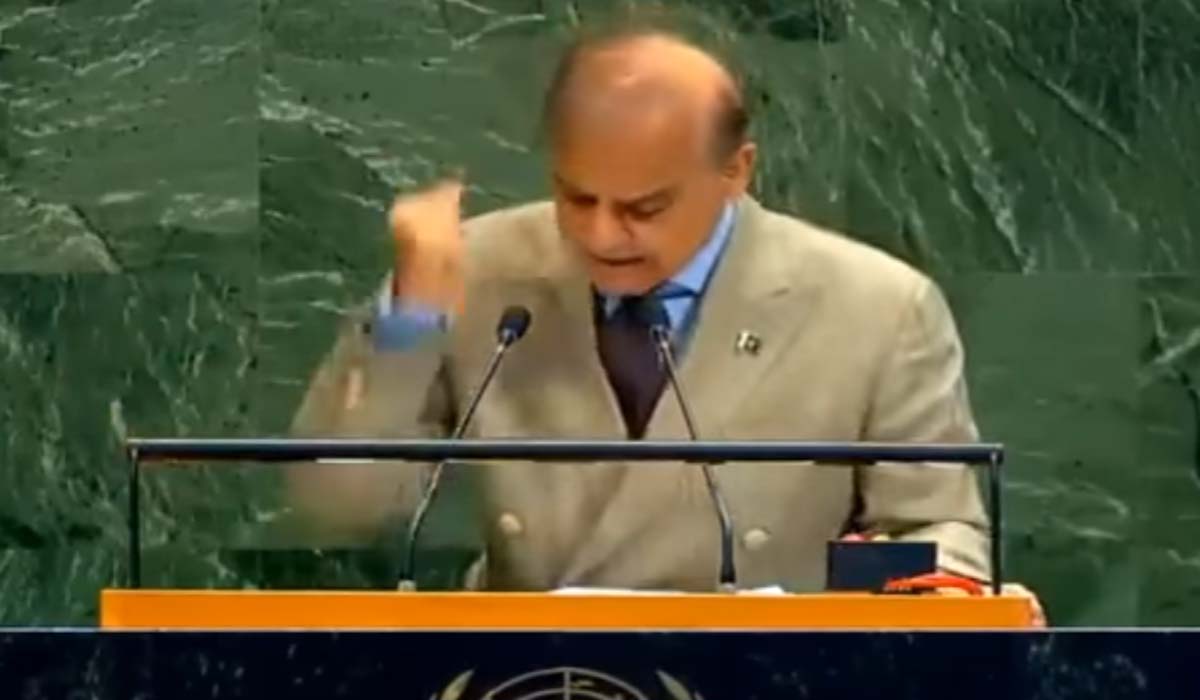 اقوام متحدہ میں وزیراعظم کا جذباتی خطاب،ڈائس پرمکّے برسادیے