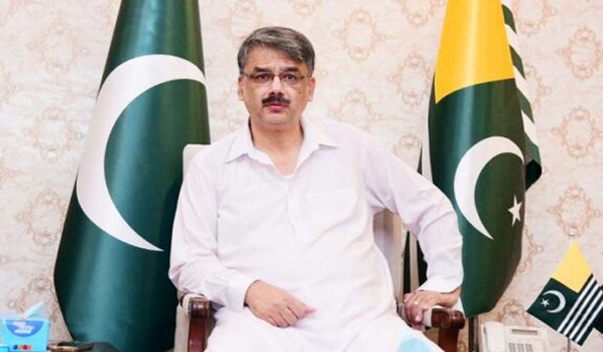 وزیرِاعظم آزاد کشمیر کو سیاسی بحران کا سامنا