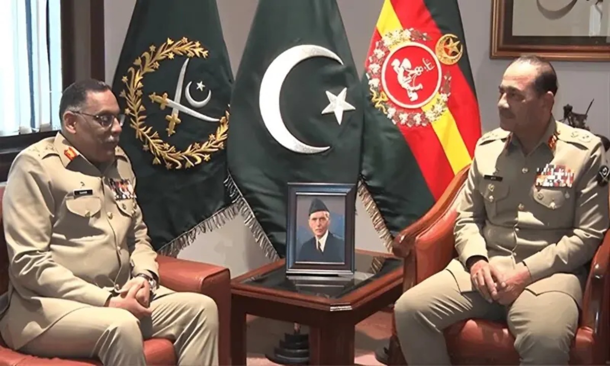 جنرل ساحر شمشاد مرزا کی فیلڈ مارشل سے الوداعی ملاقات