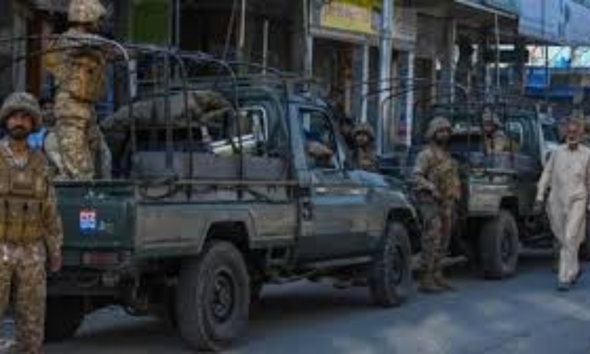 سکیورٹی فورسز کی دو کارروائیاں،13 دہشت گرد ہلاک