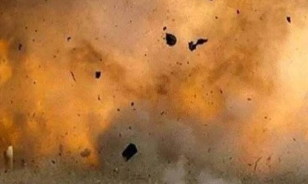 ڈی آئی خان،پولیس کی بکتر بند گاڑی پر دھماکا،2 اہلکار شہید