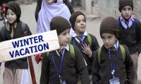 پنجاب کے اسکولوں میں موسمِ سرما کی تعطیلات کا اعلان کراچی:مبینہ ڈاکو کو آگ لگانے کے معاملے پر 4 افراد گرفتار