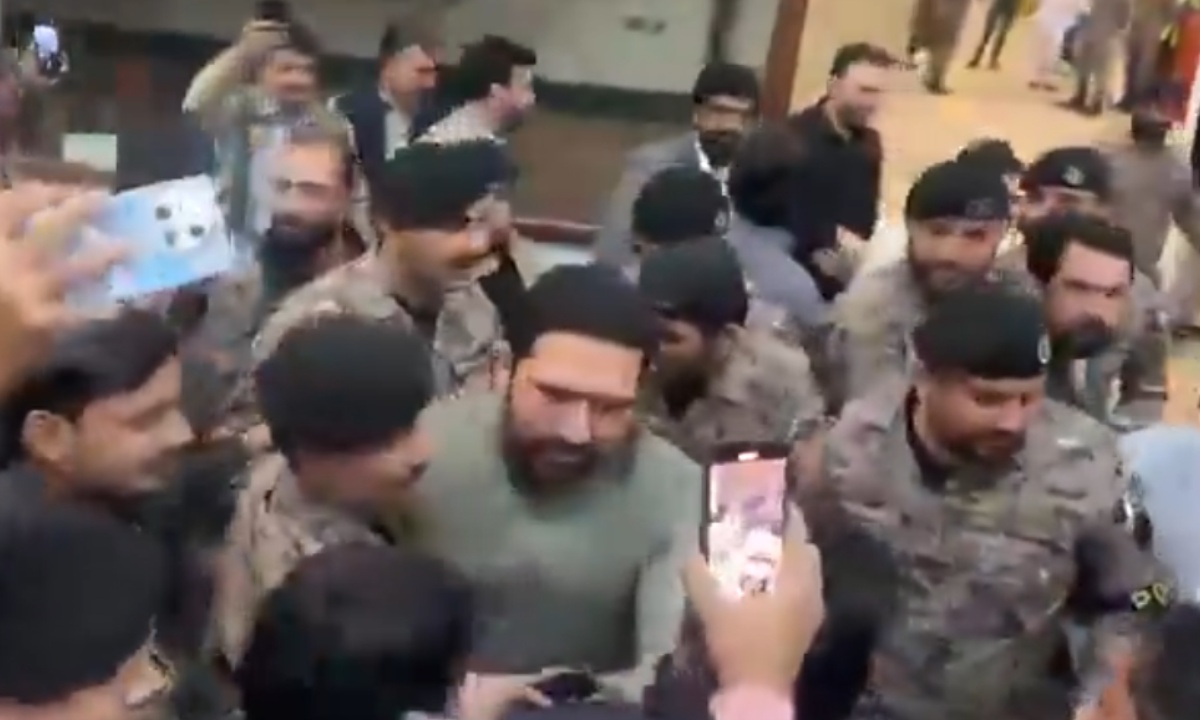 سہیل آفریدی کراچی سے اسلام آباد روانہ ہو گئے